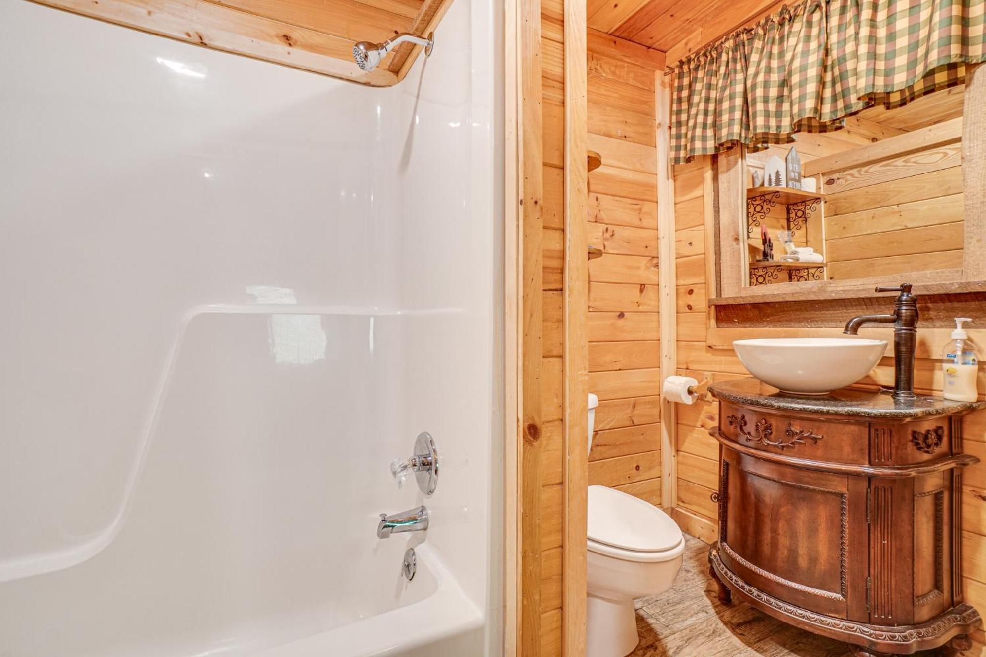 North Georgia Mtn Escape With Hot Tub And Games! Villa Sautee Nacoochee Eksteriør bilde