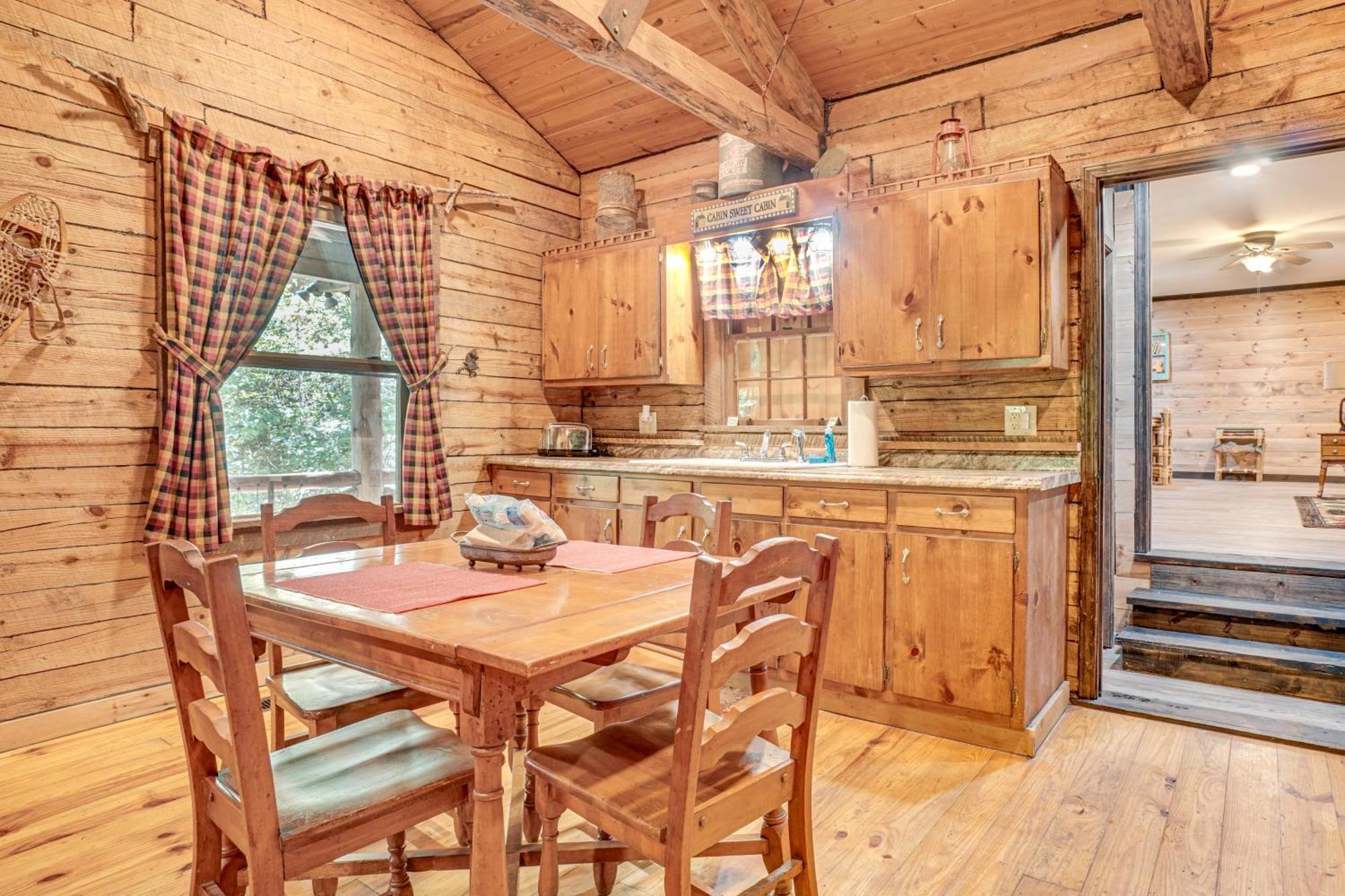 North Georgia Mtn Escape With Hot Tub And Games! Villa Sautee Nacoochee Eksteriør bilde
